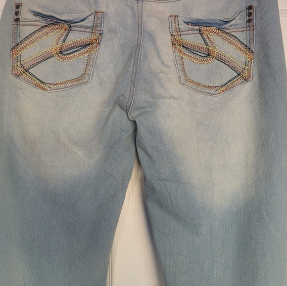 Red Rivet Cuff Jeans - Picture 3 of 6